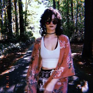 Meet your Posher, Alix